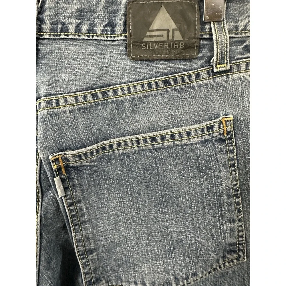 Levis pre owned